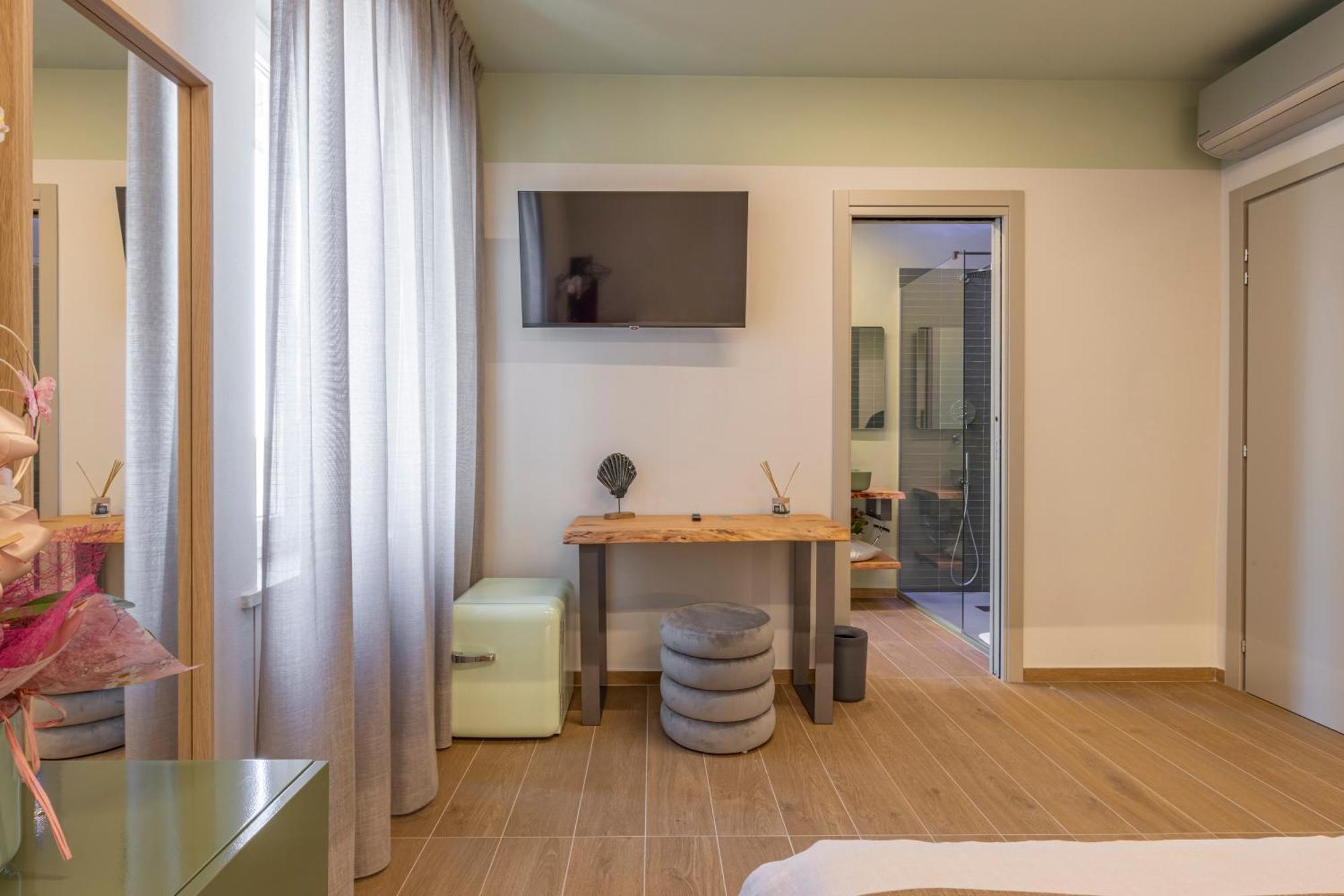 Luci Sul Mare -Boutique Rooms Follonica Dış mekan fotoğraf